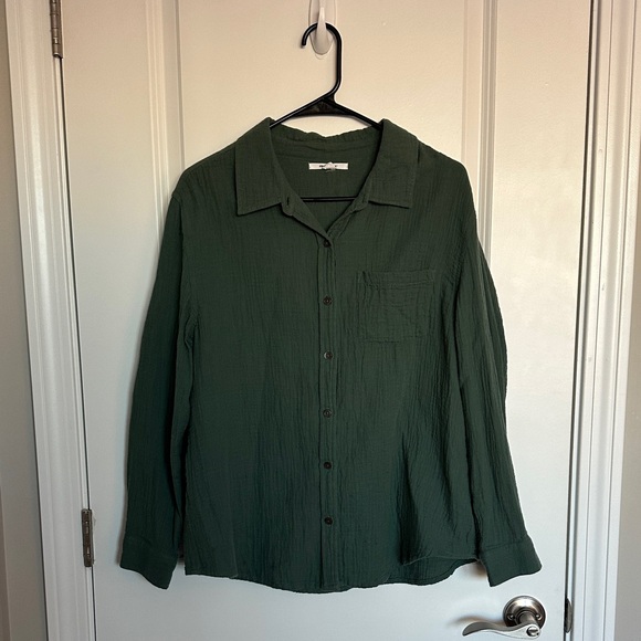 O'Neill Tops - O'Neill Olive Green Shirt